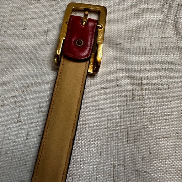 Anne Klein Crimson Belt with Gold-Tone Buckle 🤍 - Picture 5 of 6